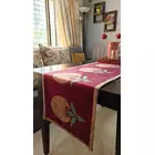 Camino de mesa de terciopelo granate con estampado floral decorativo - 14 x 72 pulgadas