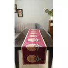 Camino de mesa de terciopelo granate con estampado floral decorativo - 14 x 72 pulgadas