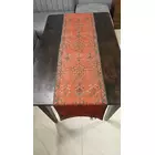 Camino de mesa de poliéster estampado en color granate con diseño decorativo - 14 x 72 pulgadas