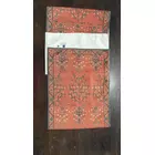 Camino de mesa de poliéster estampado en color granate con diseño decorativo - 14 x 72 pulgadas