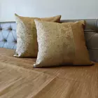 Brocado Tanchui Oro Real | Beige | Colcha tamaño King con funda de cojín | Banarasi | Bordado Zari