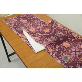 Camino de mesa decorativo de terciopelo color vino - Diseño impreso, 35 x 183 cm - 6 plazas